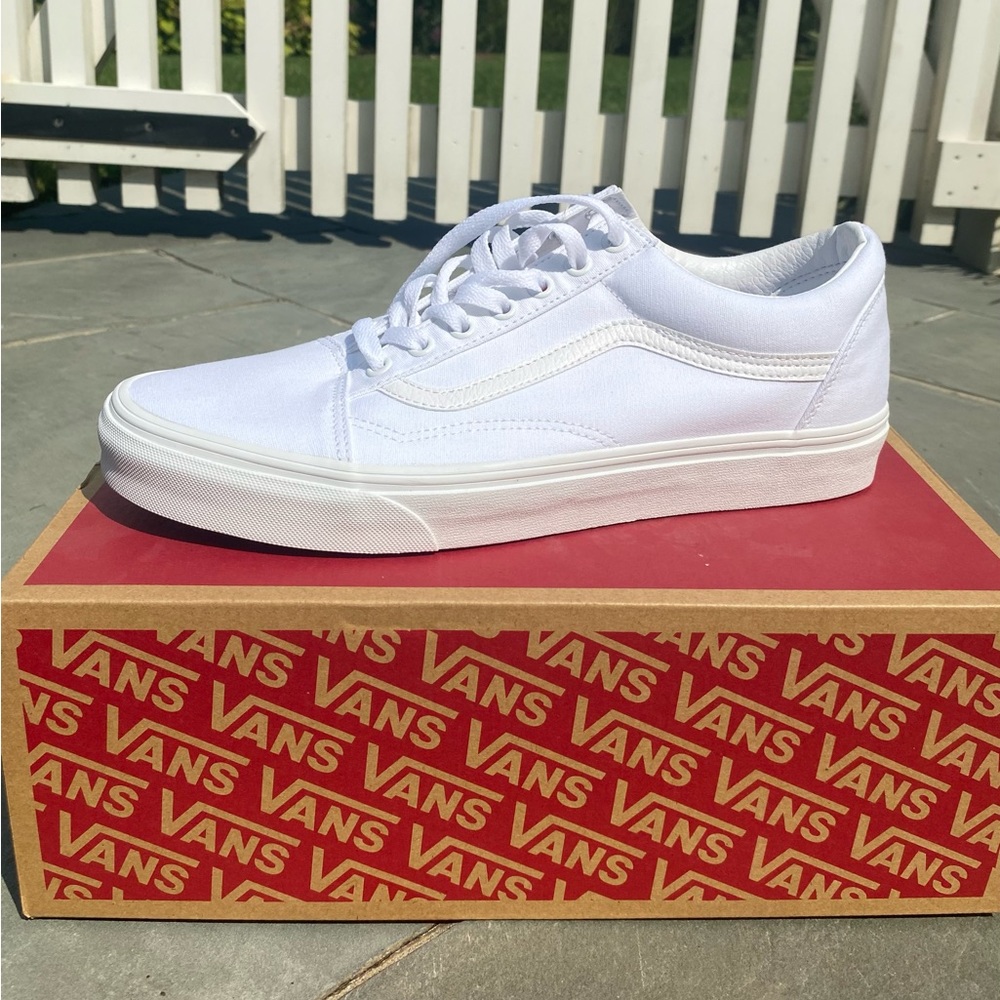 Old Skool White Vans- Mens